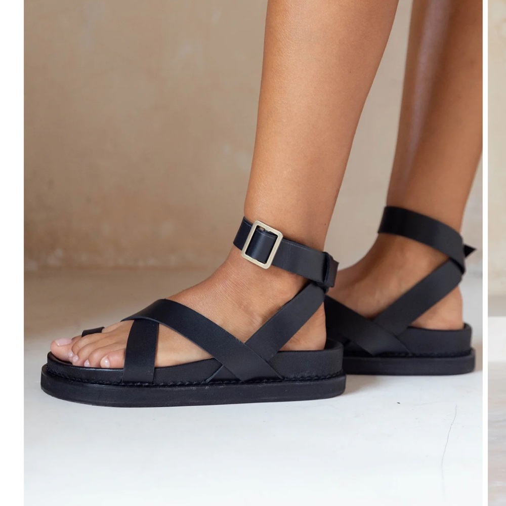 Liberte Bronte Sandal - Black leather - 38
